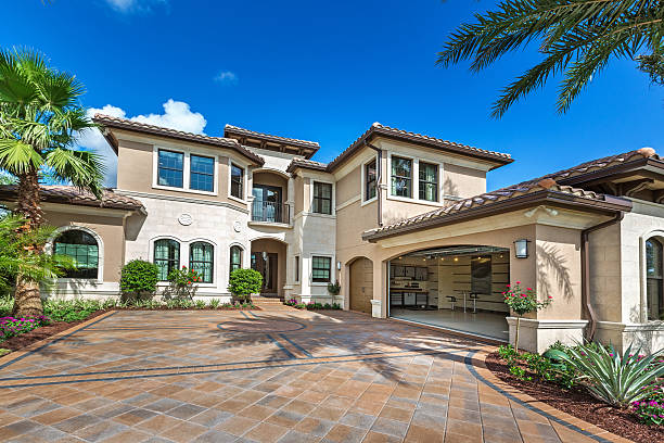 Best Driveway Pavers Contractor  in Avenal, CA